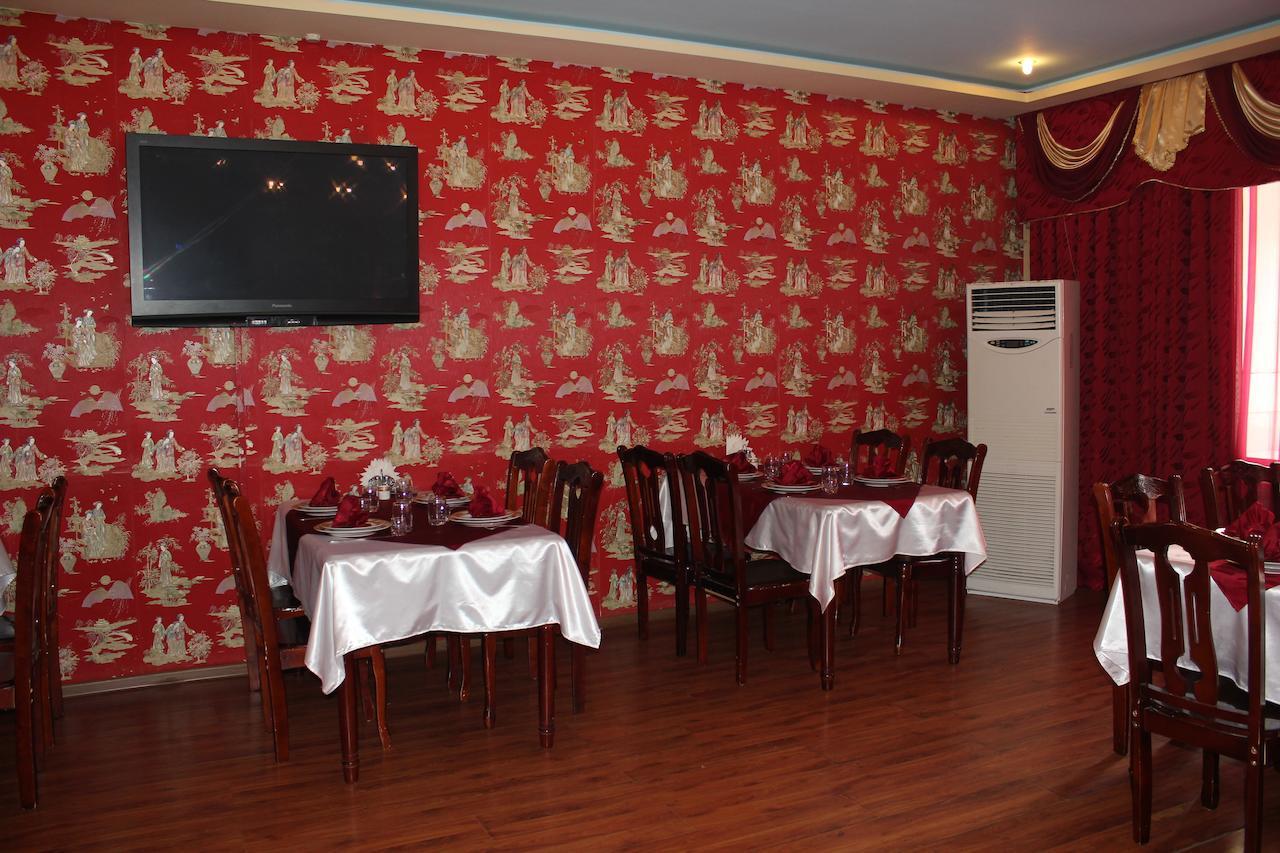 Pekin Hotel Temirtau Exterior photo